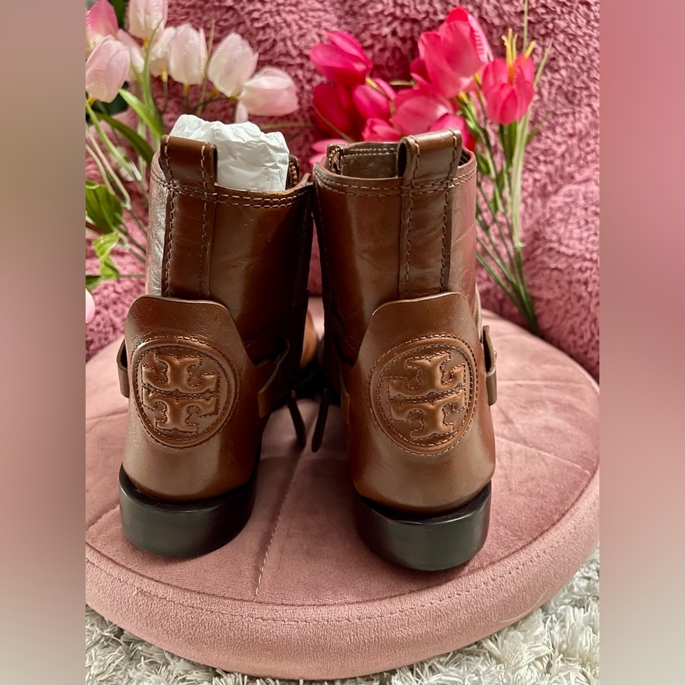 💖Pre-Loved Tory Burch Brown Ankle Booties Size 6 used once excellent condition. - Picture 12 of 12
